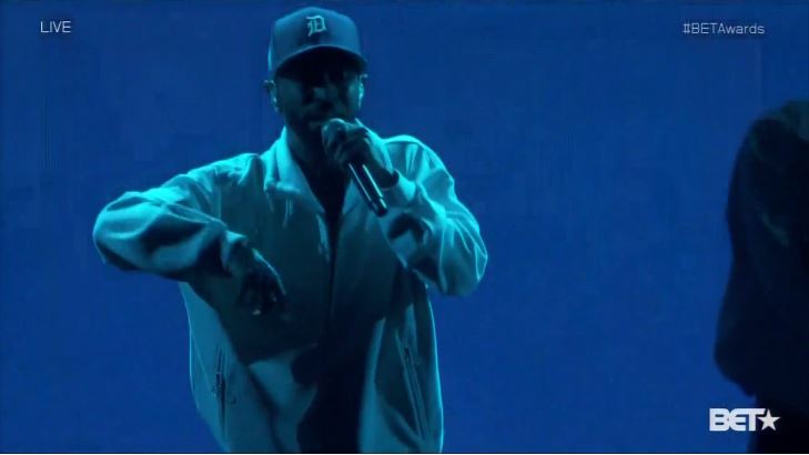 Big Sean Performs Medley & Debuts New Verse At 2017 BET Awards